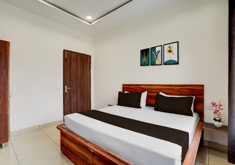 Hotel O FLOWER VILLA