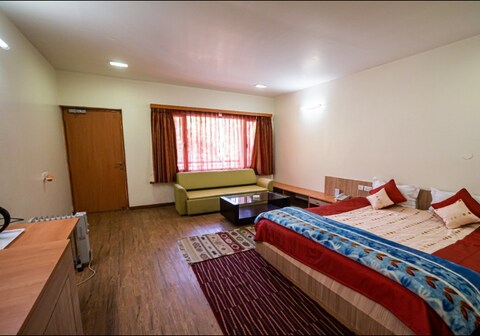 Badri Retreat