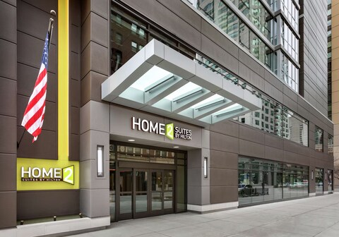 Home2 Suites by Hilton Chicago River North