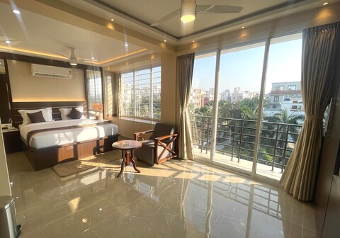 The Crystal New Town Kolkata