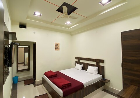 Hotel Devraj