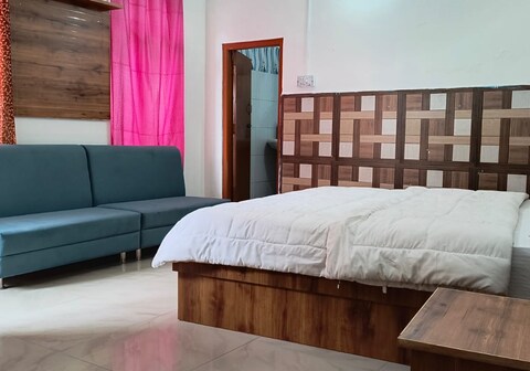 SS Atithi Sevalayaa Gangotri