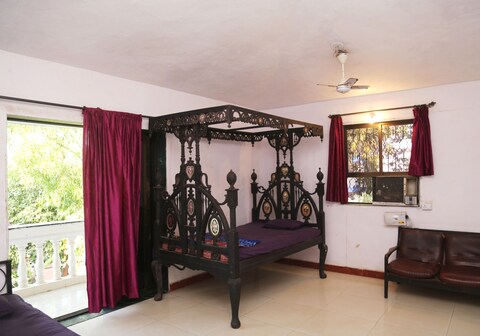 Maryam Villa