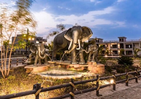 Shriji Ananda Hotel And Resort