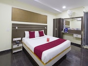 OYO 7648 Sri Navya Grand, Hyderabad OYO 7648 Sri Navya Grand, Hyderabad