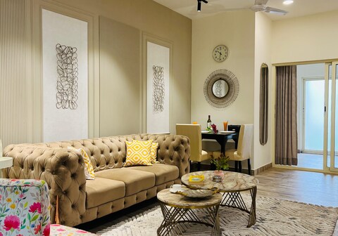 BluO 1BHK Suite @ Medicity - Bathtub, Kitchen Lift