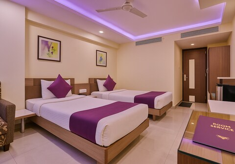 Hotel Amrit Residency