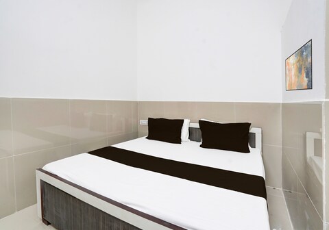 Hotel O Chaudhary Hotel