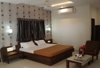 Uma Resort, Morbi Uma Resort, Morbi