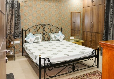 Neetu's Home Stay Jaipur