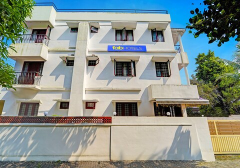 FabHotel Fort Beach Residency