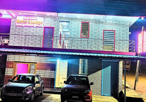 Tirumala comfort Hotel & Lodge