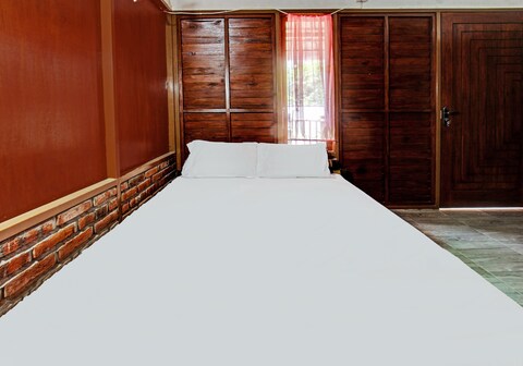 Hotel O Samalas Syariah Homestay Near SDN TANAK BEAK