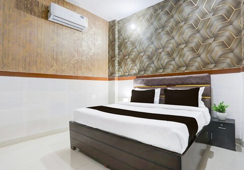Brijwasi guest house