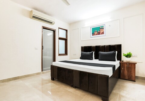 Super Hotel O STAR RESIDENCY