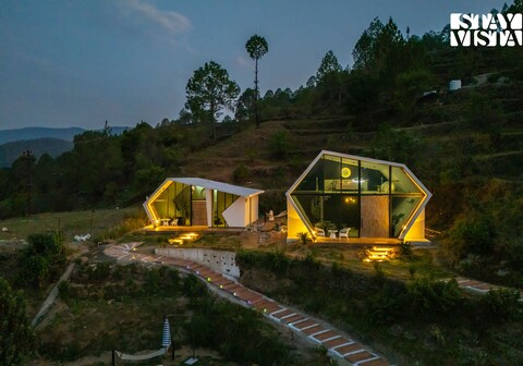 StayVista at Luna Nova W/ Outdoor Pool - Ranikhet