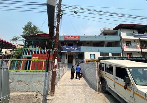 Hotel Sudarshan Residency( Near Srinagar Bus Stand)- Srinagar, Uttarakhand