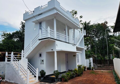 Babuloos Homestay