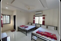 Hotel GURU CHARAN, Shirdi Hotel GURU CHARAN, Shirdi