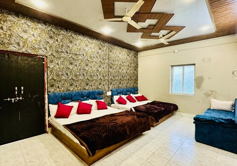 Hotel sawariya palace