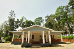 OYO Home 23010 Luxury 3BHK, Coorg OYO Home 23010 Luxury 3BHK, Coorg