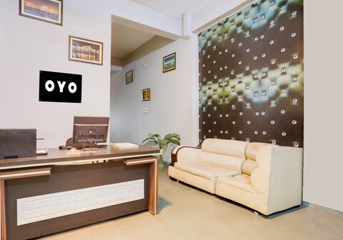 Hotel O Royal Galaxy