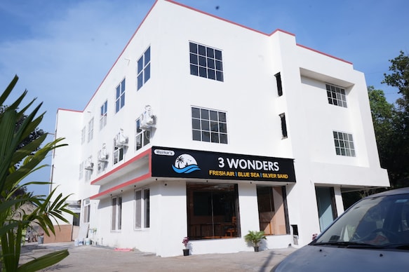 3 WONDERS