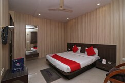 OYO 2839 Hotel Ganga Palace, Mathura OYO 2839 Hotel Ganga Palace, Mathura