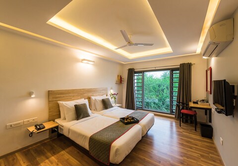 Super Townhouse MG Road,Bangalore