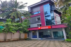 Emarald Hotel and Lodge, Nilambur Emarald Hotel and Lodge, Nilambur