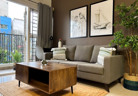 East End Enclave by Unreal Estate