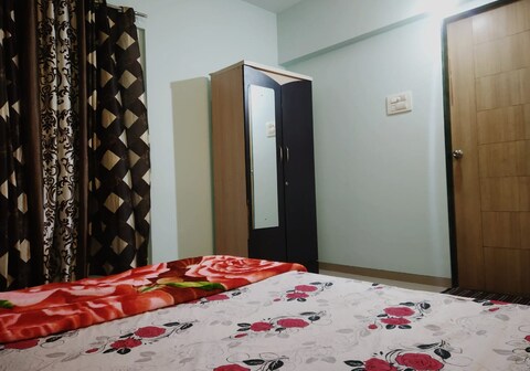 2BHK Airy Fully Furnished Flat in Baner