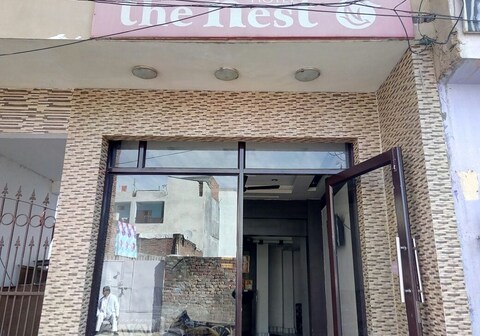 Hotel Nest