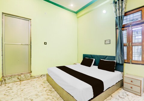 SPOT ON by OYO Green Indian Hotel And Rooms