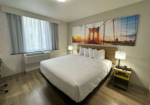 Days Inn by Wyndham Brooklyn / Eastern Parkway