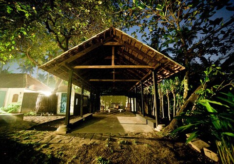 Kayal Island Retreat
