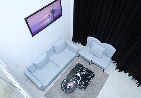 Premium Spacious Apartment 6th Floor