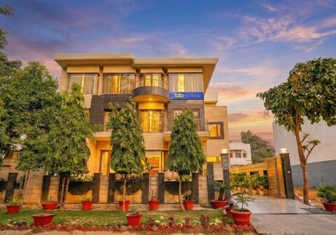 FabHotel Smart Inn-1