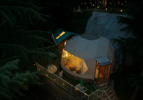 Hayden Royal Swiss Cottage