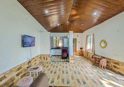 Amaya Chalet 1.0 , Lansdowne