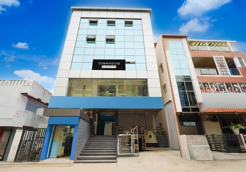 Super Townhouse Whitefield Railway Station Formerly Kadugudi Whitefield