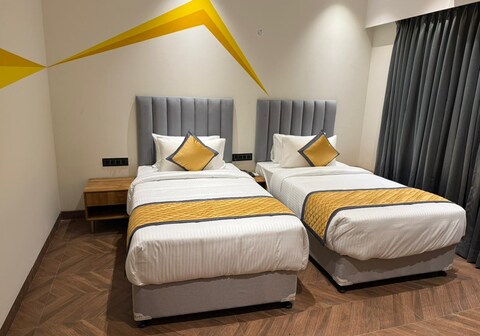 LILIUM EXPRESS HOTELS
