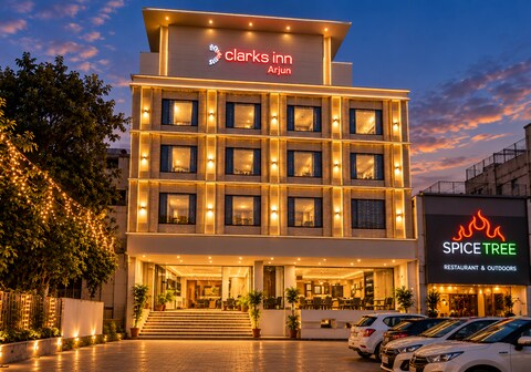 Hotel Arjun International