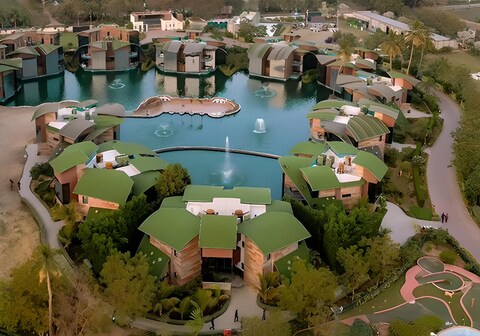 Neonz Resort and Club