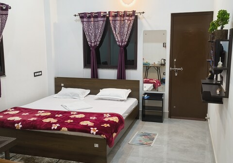 HOTEL PURVANCHAL