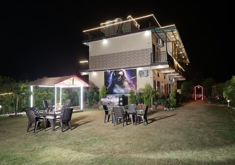 Corbett Peak Paradise