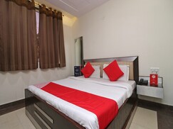 OYO 24723 Hotel Atul Palace, Agra OYO 24723 Hotel Atul Palace, Agra