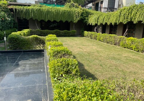 Gehna- Private room with Attached bathroom