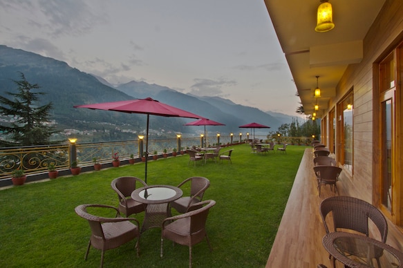 Holiday Heights & Spa Manali