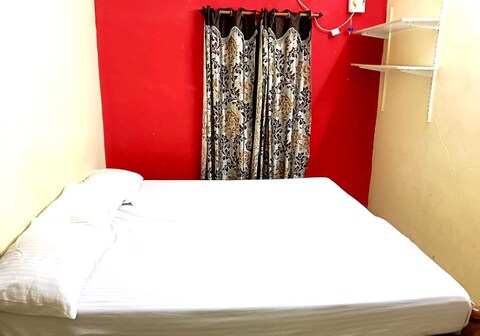 parivar green park hotel